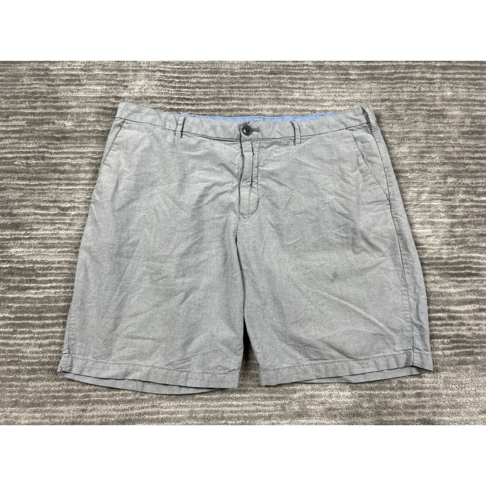 IZOD Shorts Mens 38 Gray Chino Flat Front Cotton Casual 9.5 Inseam Walking